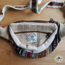 Charger l'image dans la galerie, Bauchtasche "Aaditya" (आदित्य) - Namaste Kids Help Shop