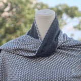 Schal "Tudikhel" (टुडिखेल) – Blau, handgewebt