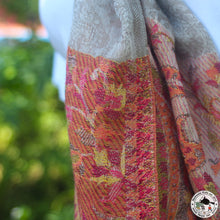 Load image into Gallery viewer, Kaschmir Schal "Chhat" (छात)