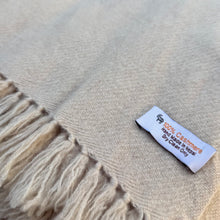 Load image into Gallery viewer, Kaschmir Decke "Tukuche" (टुकुचे)