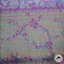 Charger l'image dans la galerie, Seidenschal "Hemja" (हेम्जा)