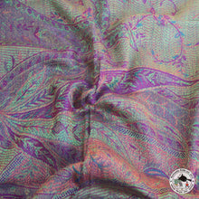 Charger l'image dans la galerie, Seidenschal "Hemja" (हेम्जा)