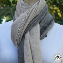 Charger l&#39;image dans la galerie, Kaschmir Schal &quot; Boli&quot;( बोलि )