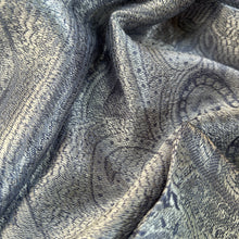 Load image into Gallery viewer, Seidenschal "Ramurama" (रामुरमा)