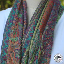 Load image into Gallery viewer, Seidenschal "Num Ri"