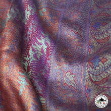 Charger l'image dans la galerie, Seidenschal "Dhulo" (धुलो)