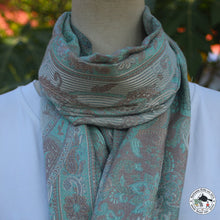 Load image into Gallery viewer, Seidenschal "Gruham" (गृहम)