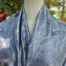 Load image into Gallery viewer, Seidenschal "Ramurama" (रामुरमा)