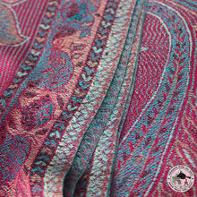 Load image into Gallery viewer, Seidenschal "Chhatra" (छत्र)