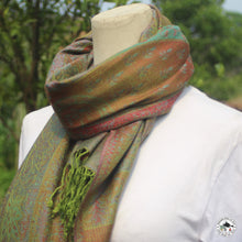 Load image into Gallery viewer, Kaschmir Schal &quot; Dhwani&quot; ( ध्वनि )