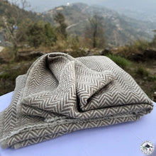 Load image into Gallery viewer, Kaschmir Schal "Dhadhing" (धादिङ)