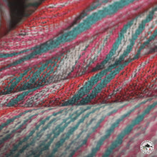 Charger l&#39;image dans la galerie, Kaschmir Schal &quot;Attar&quot; ( अत्तर )
