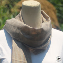 Load image into Gallery viewer, Kaschmir Schal &quot; Rukrimai&quot; ( रुक्रिमै )