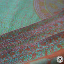 Charger l&#39;image dans la galerie, Kaschmir Schal  &quot;Suryakiran&quot; ( सूर्यकिरण )