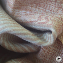 Load image into Gallery viewer, Kaschmir Schal &quot; Rukrimai&quot; ( रुक्रिमै )