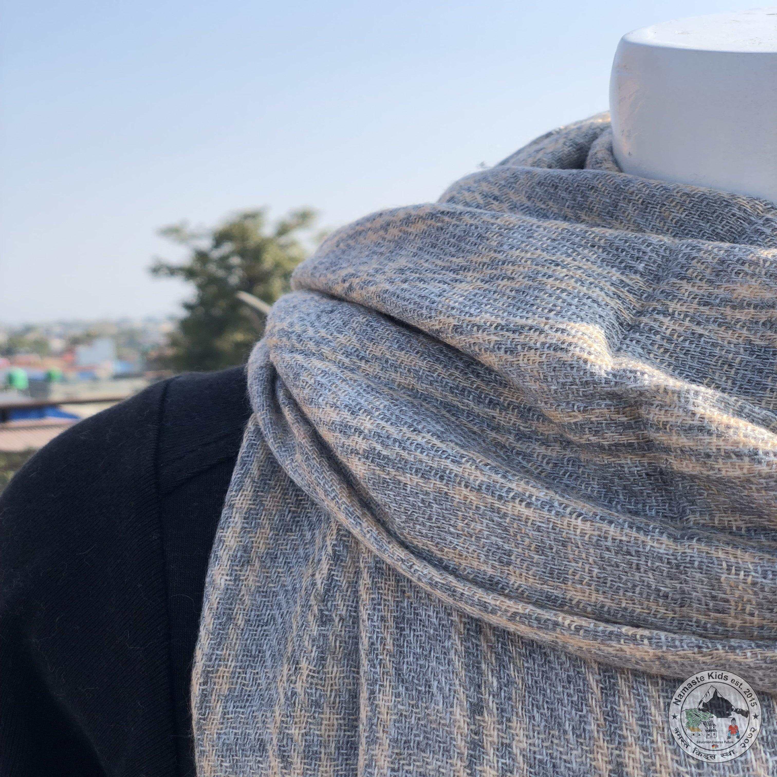 Kaschmir Schal "Kulau" (कुलाउ) - Namaste Kids Help Shop