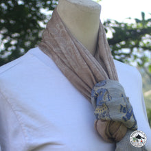 Load image into Gallery viewer, Kaschmir Schal  &quot;Banhaati&quot; (बन्हाती )