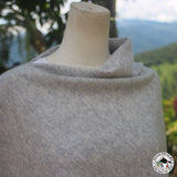 Handgewebter Kaschmir Poncho "Fulmala" (फूलमाला)