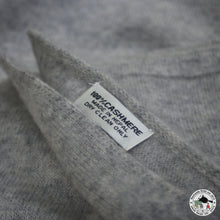 Load image into Gallery viewer, Handgewebter Kaschmir Poncho &quot;Fulmala&quot; ( फूलमाला )
