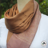 Pashminaschal "Pacheuri" (पचेउरि) – Karamell, handgewebt