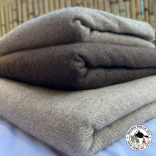 Load image into Gallery viewer, Yakwolldecke "Asura" (असुर)