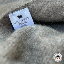 Load image into Gallery viewer, Yakwolldecke "Asura" (असुर)