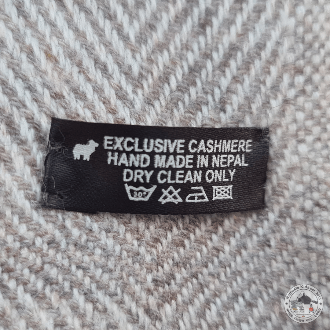 Kaschmir Schal "Salyan" (सल्यान) - Namaste Kids Help Shop