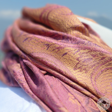 Load image into Gallery viewer, Seidenschal  &quot;Cho Oyu&quot; (चोयु)