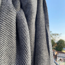 Charger l'image dans la galerie, Kaschmir Decke "Itumbaha" (इटुम्बा)