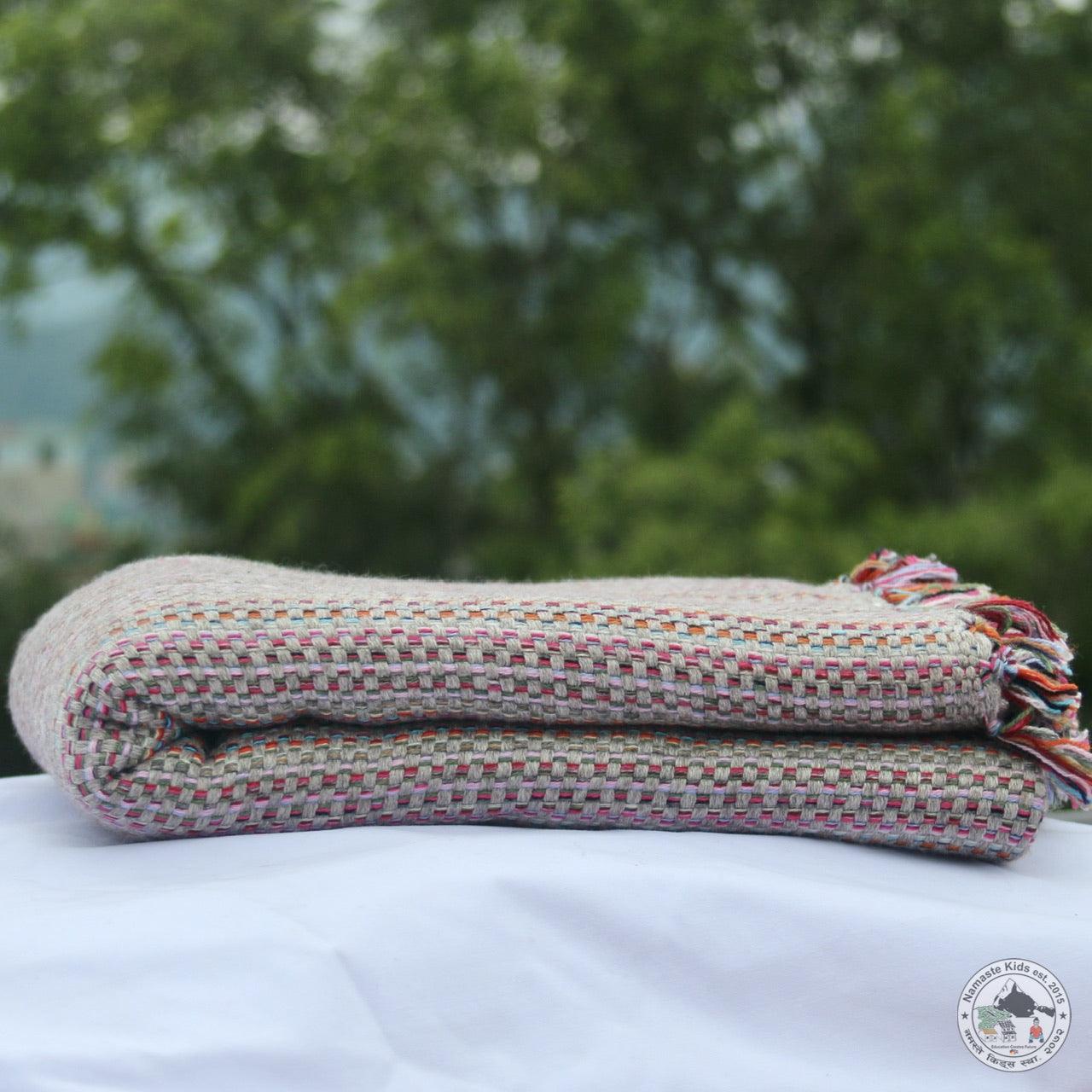 Kaschmir Decke "Yangleshö" (याङ्गलेशो) - Namaste Kids Help Shop