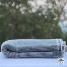 Charger l'image dans la galerie, Kaschmir Decke "Itumbaha" (इटुम्बा)