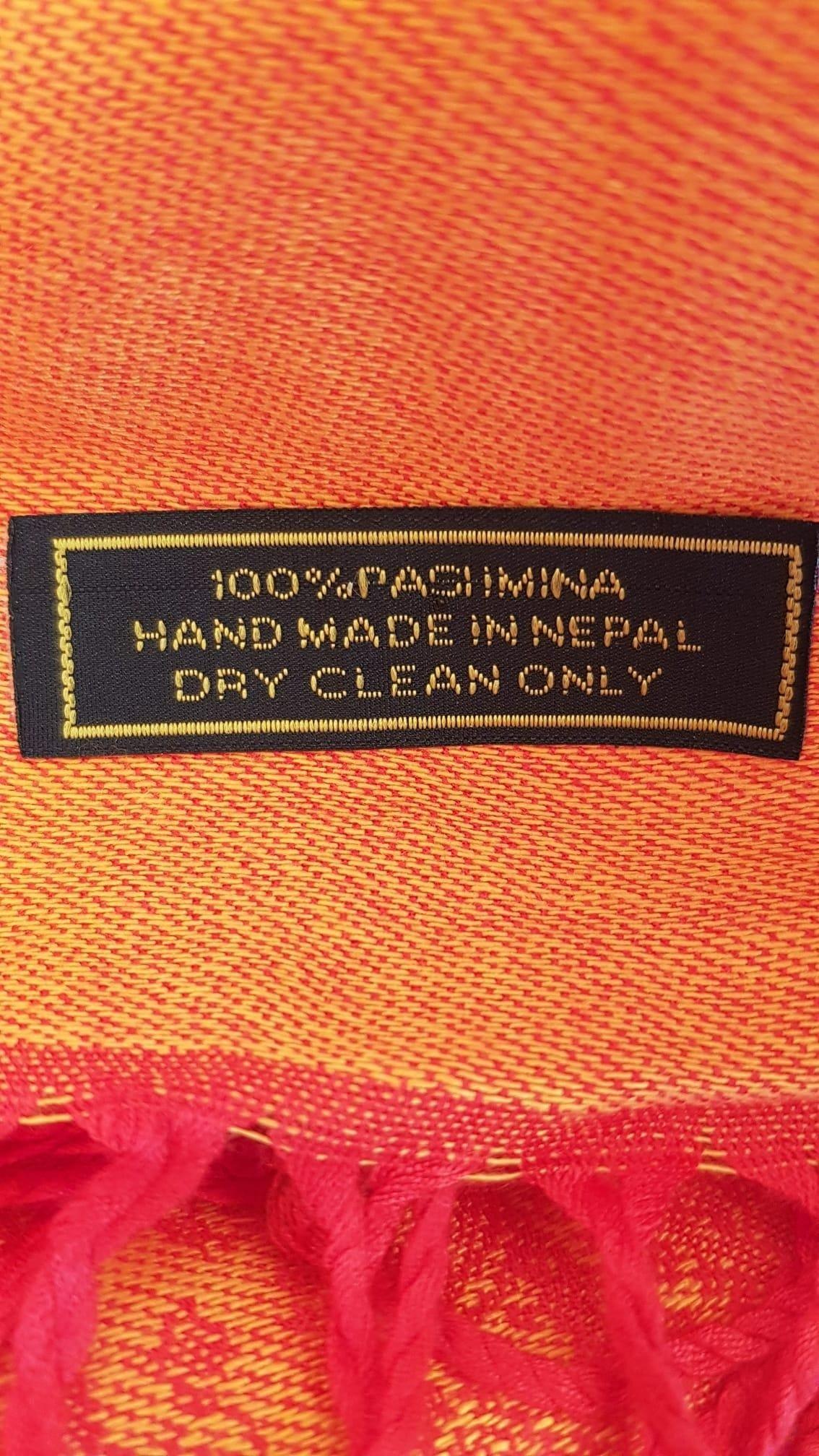 Pashmina Schal "Pyaro" (प्यारो) - Namaste Kids Help Shop