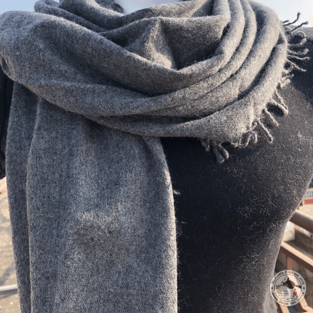 Kaschmir Schal "Muktinath" (मुक्तिनाथ) - Namaste Kids Help Shop