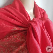 Charger l&#39;image dans la galerie, Pashmina Schal &quot;Amar Jyoti&quot; (अमर ज्योती)